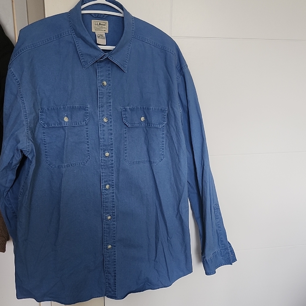 L.L. Bean Size L Blue Denim Shirt